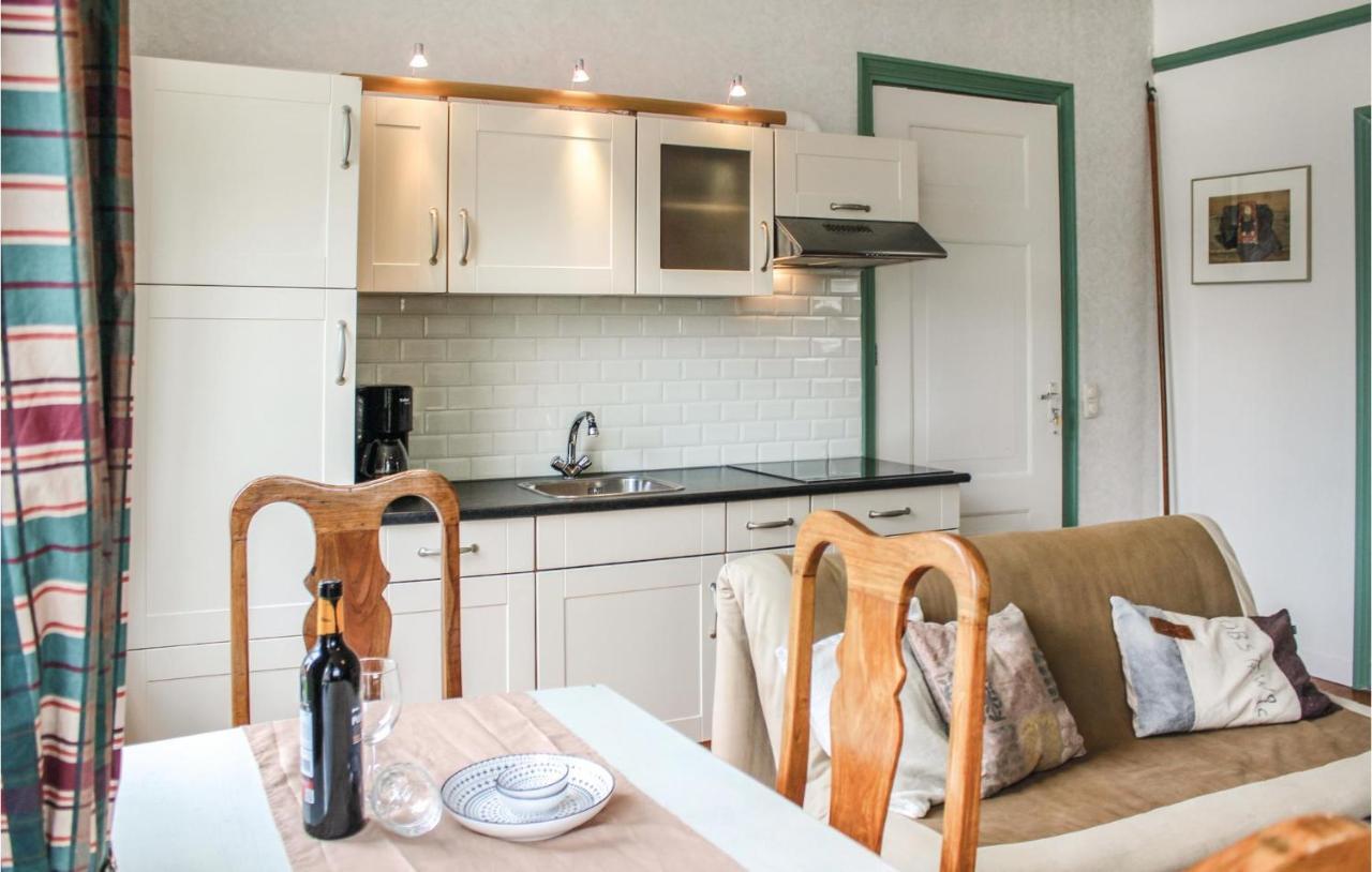 Cozy Apartment In Molkwerum With Wifi Exteriör bild